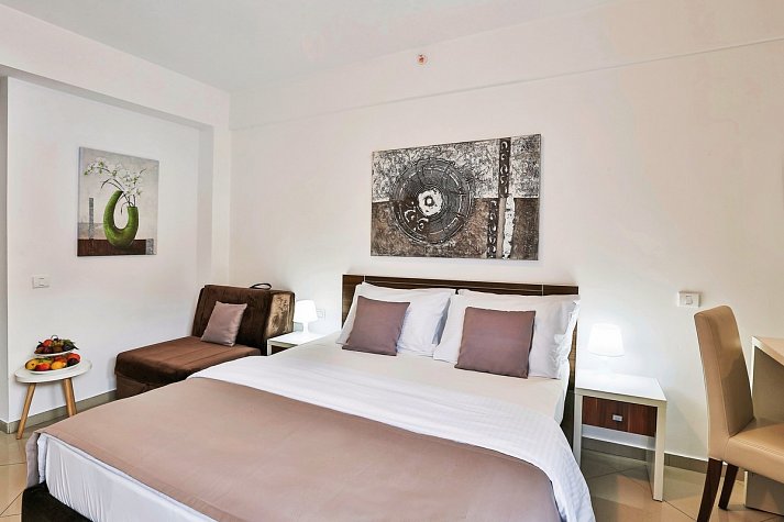 Hotel La Mer - Wohnbeispiel Triple Room (Zimmercodierung DB2)
