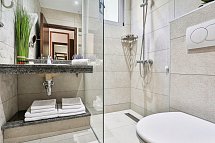 Hotel La Mer - Wohnbeispiel Double Room Promo (Zimmercodierung DP1)