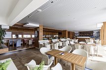 Carine Hotel Delfin