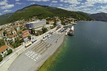 Carine Hotel Delfin