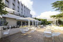 Carine Hotel Delfin