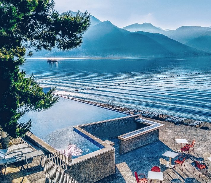 Carine Hotel Delfin