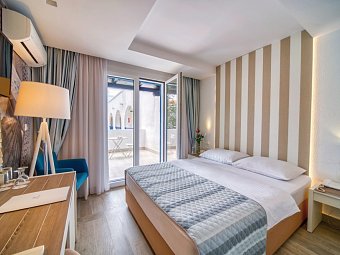 Hotel Aleksandar - Wohnbeispiel Doppelzimmer (Zimmercodierung DB1/DC1)