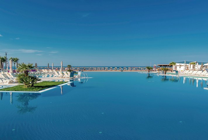 Azul Beach Resort Montenegro