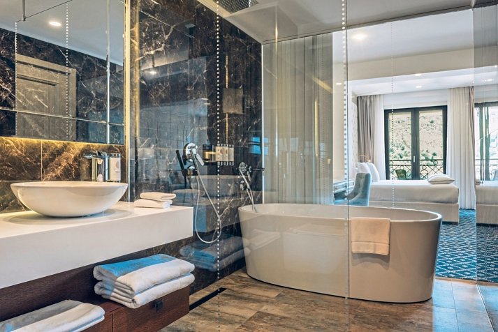 Iberostar Waves Slavija - Wohnbeispiel Juniorsuite (Zimmercodierungen JB1 & JB2)