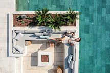 Lazure Hotel & Marina