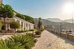 Lazure Hotel & Marina