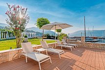 Lazure Hotel & Marina