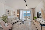 Lazure Hotel & Marina