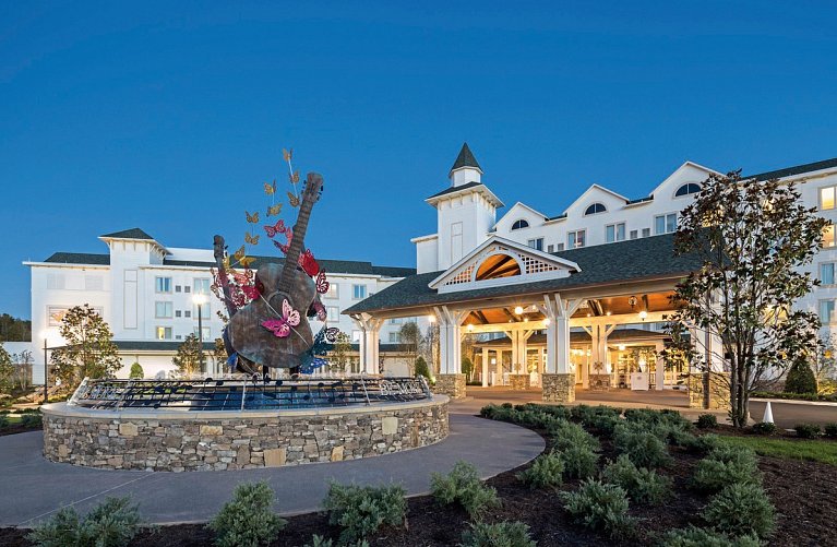 Dollywood's DreamMore Resort & Spa