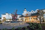 Dollywood's DreamMore Resort & Spa