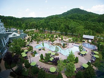 Dollywood's DreamMore Resort & Spa