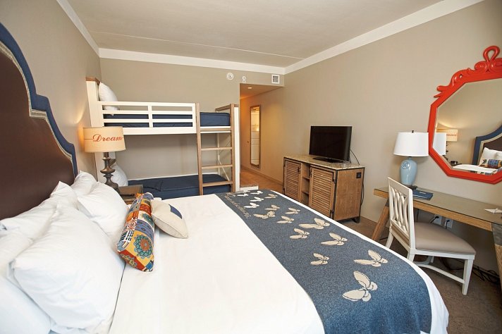 Dollywood's DreamMore Resort & Spa