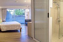 Samui Natien Beach Resort - Wohnbeispiel Deluxe (Zimmercodierung UD1)