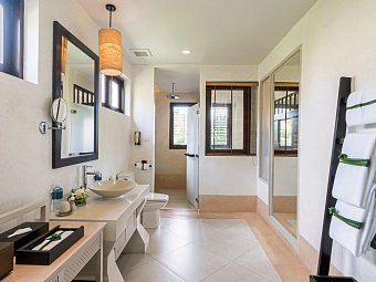 Melati Beach Resort & Spa - Badbeispiel Grand Deluxe (Zimmercodierung UD4)