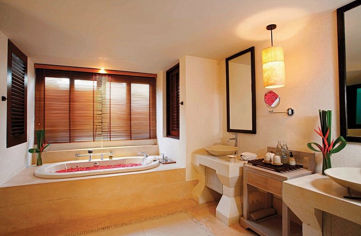 Melati Beach Resort & Spa