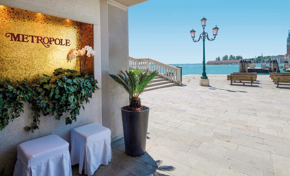 Hotel Metropole