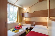 Camping Sabbiadoro - Wohnbeispiel Mobilheim Mod F (Zimmercodierungen CB3 & CB5)