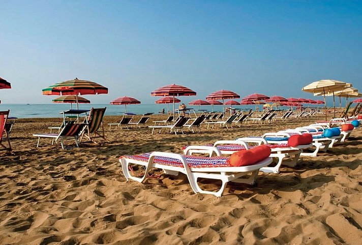 Jesolo Mare Family Camping Village (by Happy Camp)