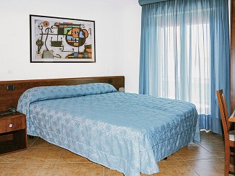 Hotel & Aparthotel Olimpia - Wohnbeispiel Doppelzimmer (Zimmercodierung DB1)