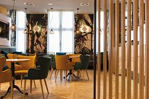 Life Hotel