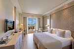 Las Arenas Balneario Resort