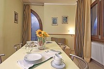 Relais San Rocco - Wohnbeispiel Suite Olivenhainblick und Terrasse (Zimmercodierung SB1)