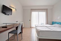 Villa Stella - Wohnbeispiel Doppelzimmer A. Board Haupthaus (Zimmercodierungen DBU & EB1)