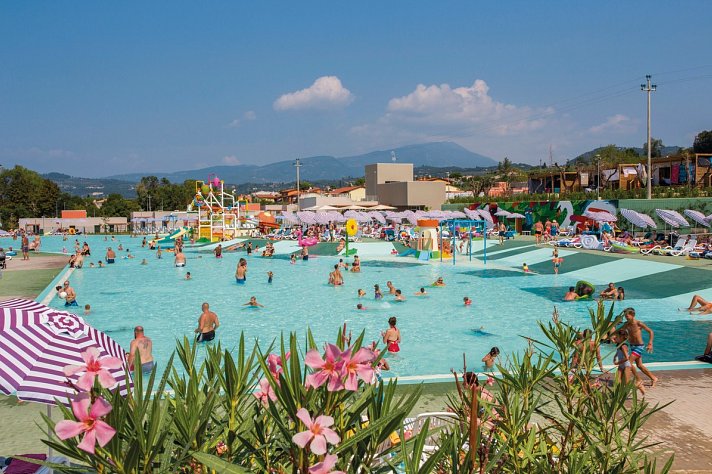 Sisan Family Resort