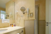 Parc Hotel Germano Suites