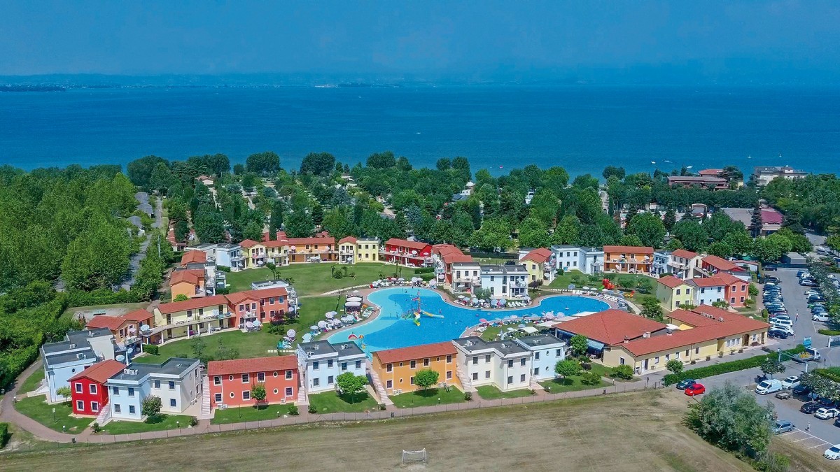 Gasparina Village