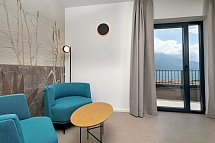 Hotel Royal Village - Wohnbeispiel Juniorsuite Seeblick (Zimmercodierung J1I)
