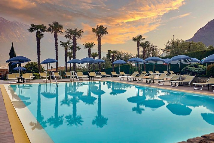 Hotel Royal Village