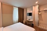 Ark Hotel