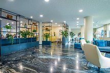 Ark Hotel