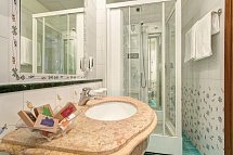 Hotel Firenze - Wohnbeispiel Doppelzimmer (Zimmercodierung DB1)