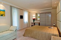 Antico Borgo - Wohnbeispiel Doppelzimmer Standard mit Balkon (Zimmercodierung DB2)