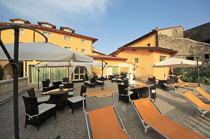 Borgo dei Poeti Wellness Resort