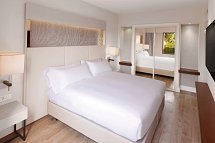 DoubleTree by Hilton Islantilla Beach Golf Resort - Wohnbeispiel Juniorsuite King 1 Schlafzimmer (Zimmercodierung JS1)