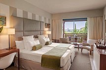 Precise Resort El Rompido - Wohnbeispiel Doppelzimmer Superior Pool- oder Golfplatzblick (Zimmercodierung DS1)