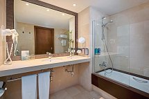 Hipotels Sherry Park - Badbeispiel Doppelzimmer (Zimmercodierung DB1)