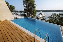D-Resort Sibenik - Beispiel Privatpool Villa Sea View (Zimmercodierung VBM)