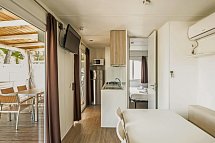 Zaton Holiday Resort Mobilheime - Wohnbeispiel Premium Drei-Zimmer-Camping Home 6+1 (Zimmercodierung CM1)