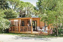 Zaton Holiday Resort Mobilheime - Wohnbeispiel Deluxe Family Drei-Zimmer-Camping Home 4+1 (Zimmercodierung CB2)