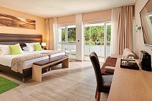 Pinija - Wohnbeispiel Familienzimmer Premium Parkblick (Zimmercodierung FMG)