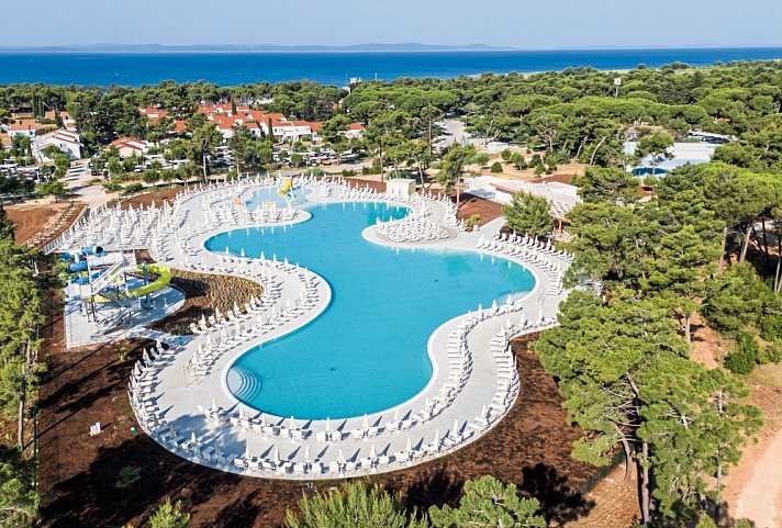 Zaton Holiday Resort