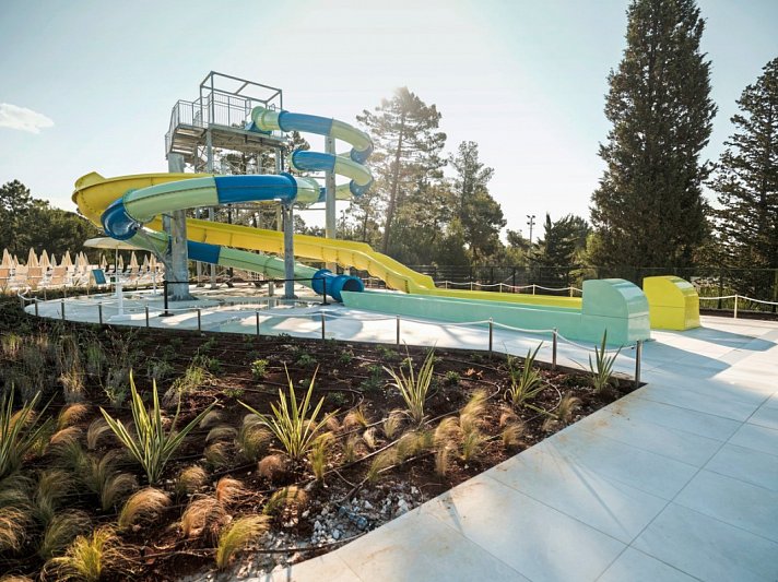 Zaton Holiday Resort