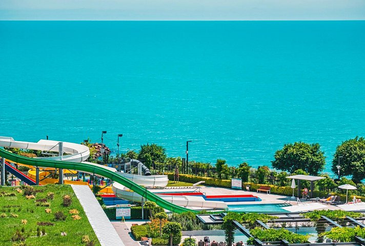 Voya Beach Resort