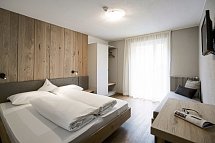 Hotel Adler - Wohnbeispiel Doppelzimmer Komfort (Zimmercodierung DF1)