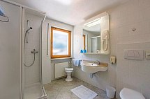 Hotel Adler - Wohnbeispiel Appartement A+B (Zimmercodierung AB1)